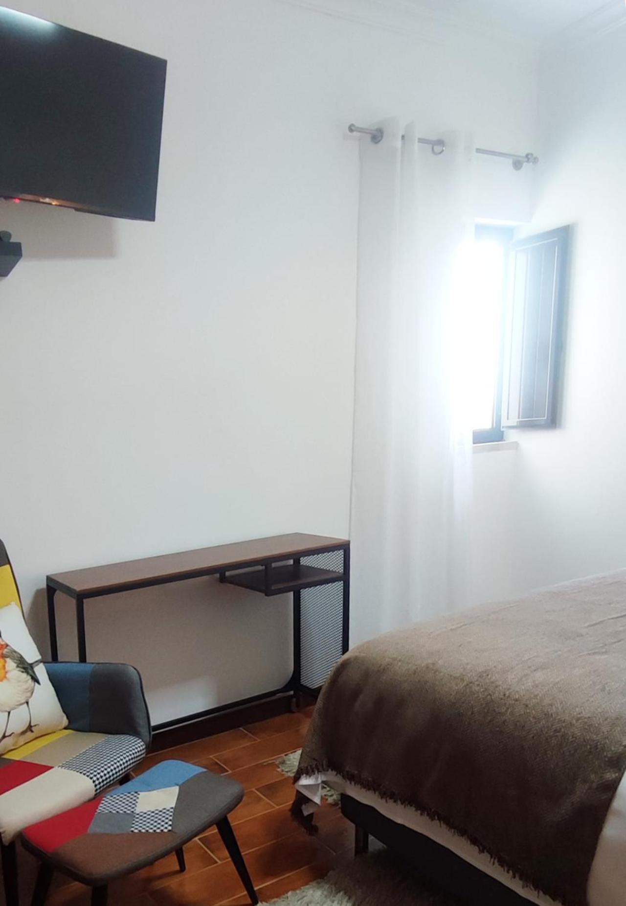 R3 - Guesthouse Travessa Da Arieira Aguda (Leiria) Kültér fotó