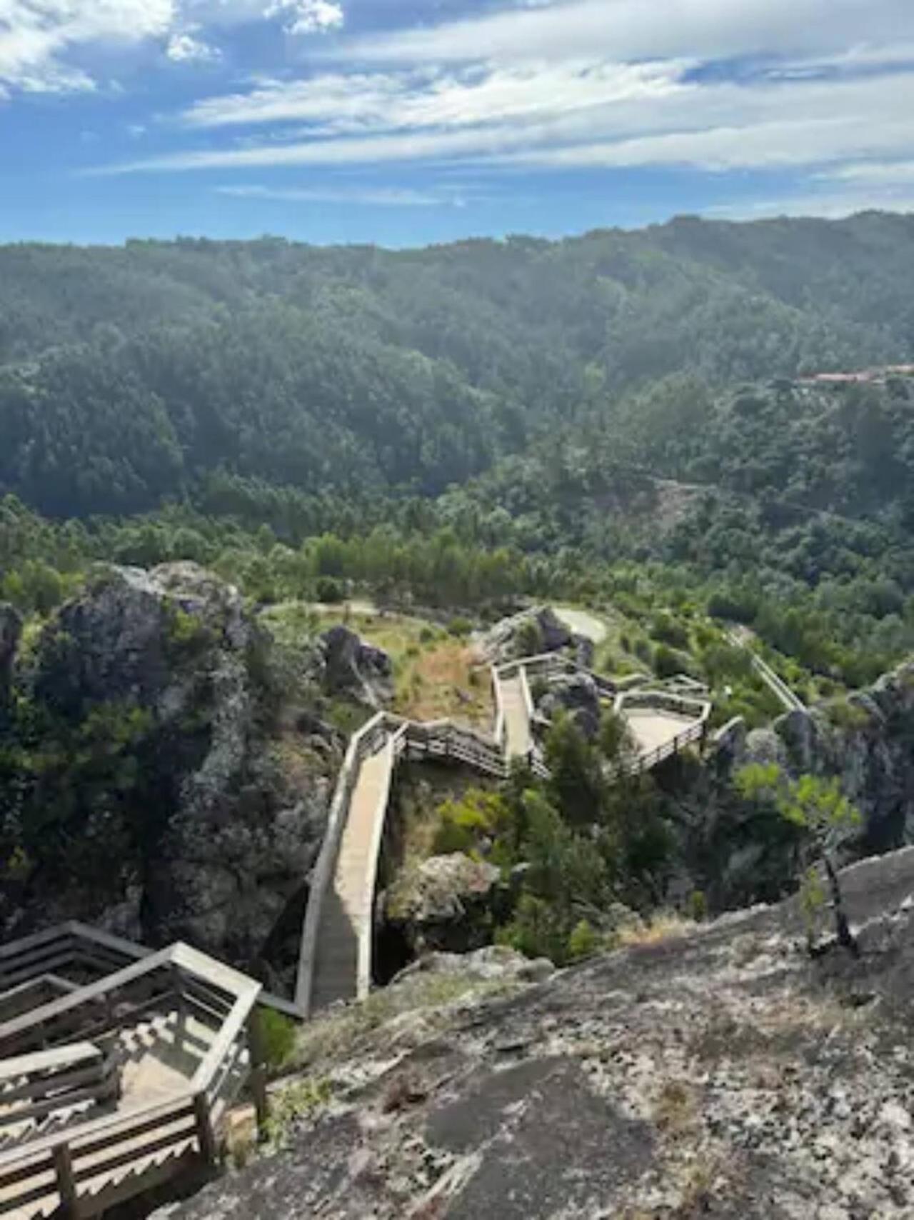 R3 - Guesthouse Travessa Da Arieira Aguda (Leiria) Kültér fotó